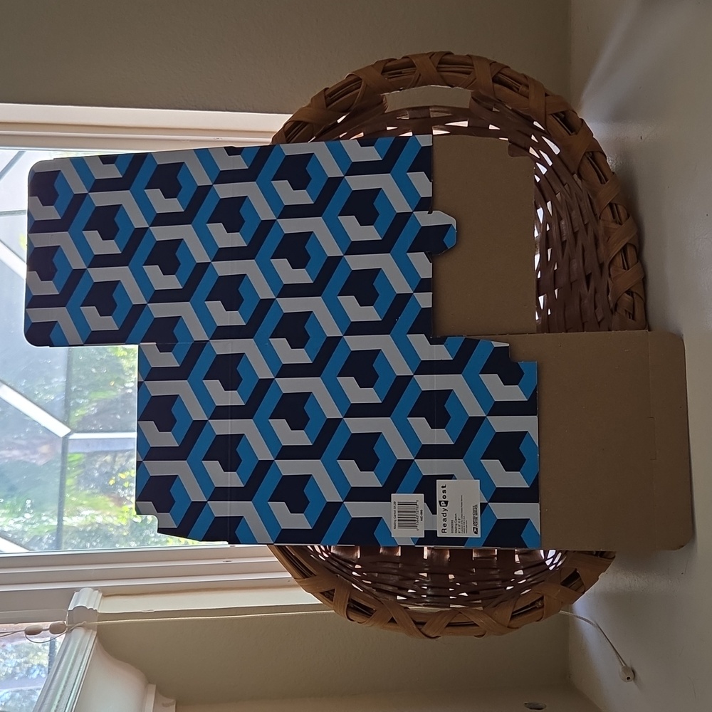 MAILING Cartons, BY READY POST 11-8x8x8 BLUE DESIGN, 2- 8.78x5.5x12.25 HEARTS